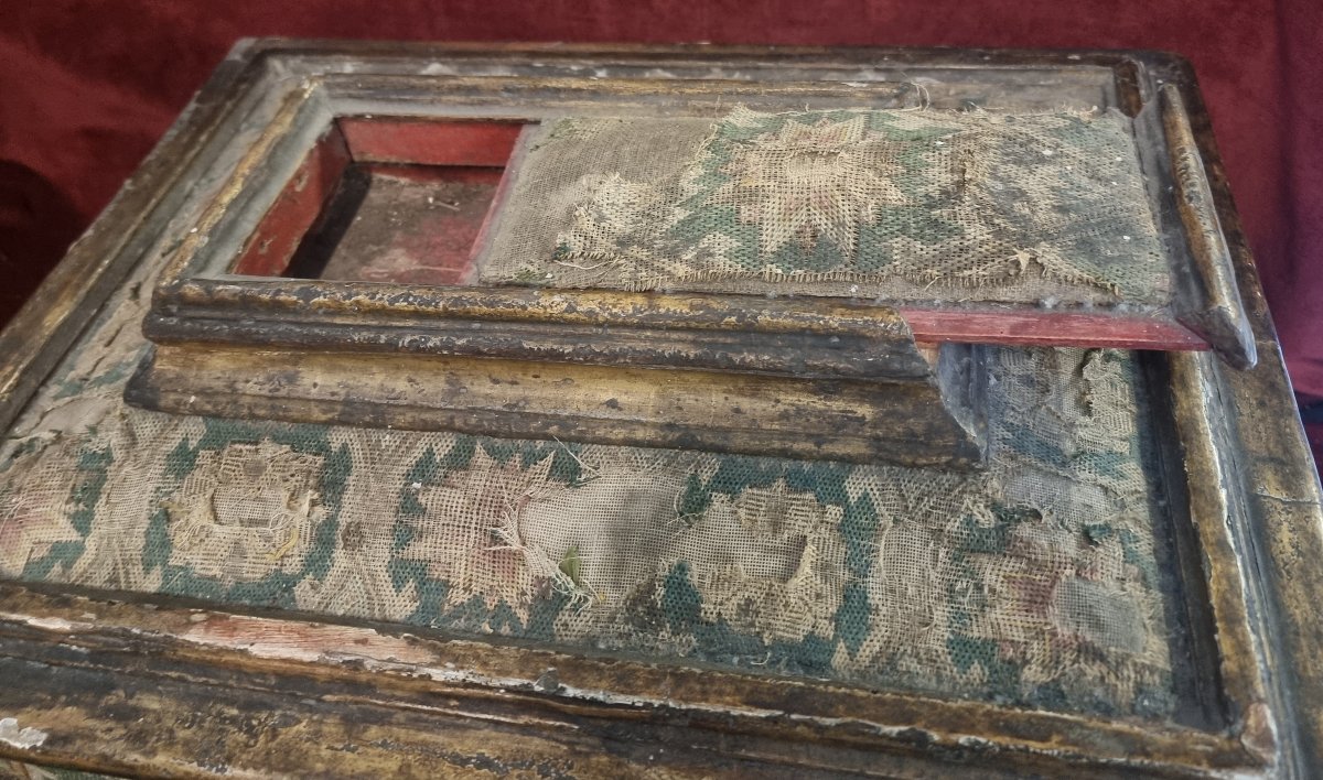 CASSETTA PORTAGIOIE IN LEGNO LACCATO, DORATO TESSUTO - VENEZIA XVI SECOLO-photo-3