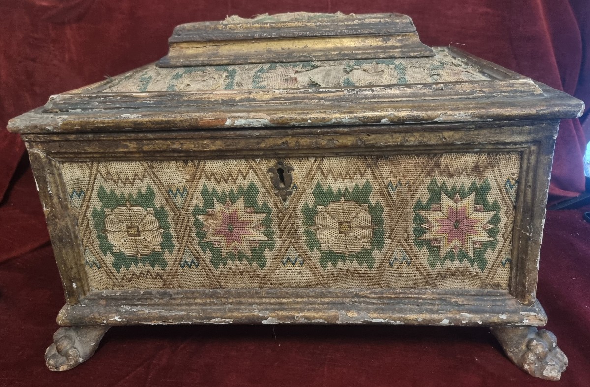 CASSETTA PORTAGIOIE IN LEGNO LACCATO, DORATO TESSUTO - VENEZIA XVI SECOLO