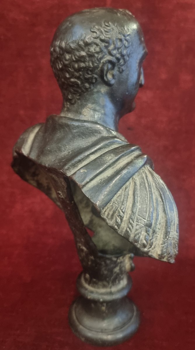 BUSTO IN BRONZO RAFFIGURANTE IMPERATORE VESPASIANO - ITALIA INIZIO XVII SECOLO-photo-3