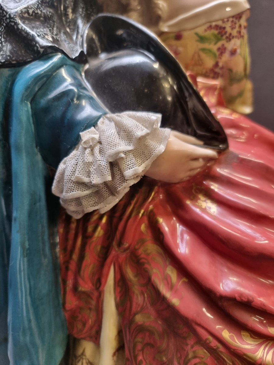 SCULTURA IN PORCELLANA DIPINTA - COPPIA VENEZIANA / IL BACIO -  LUIGI FABRIS - ITALIA-photo-2