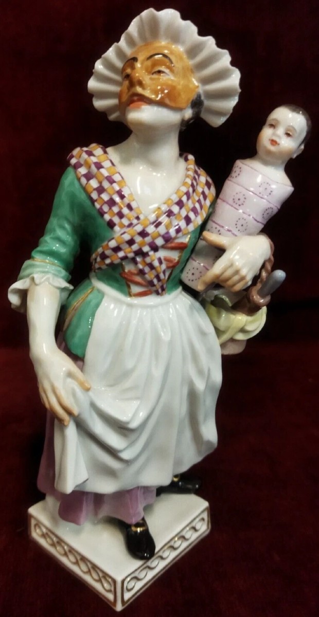 STATUINA "GNAGA" IN PORCELLANA DIPINTA MEISSEN - XX SECOLO / primi '900