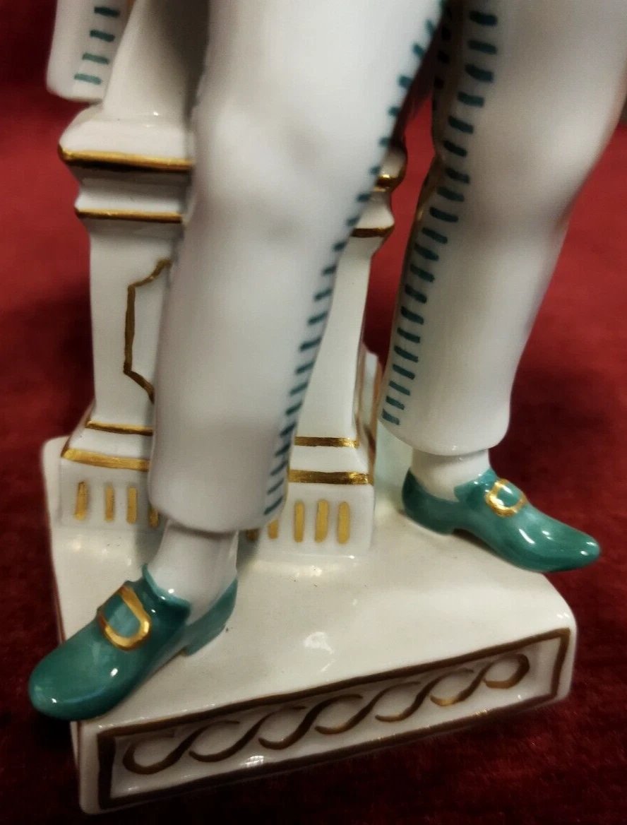 STATUINA "BRIGHELLA" IN PORCELLANA DIPINTA MEISSEN - primi '900-photo-4