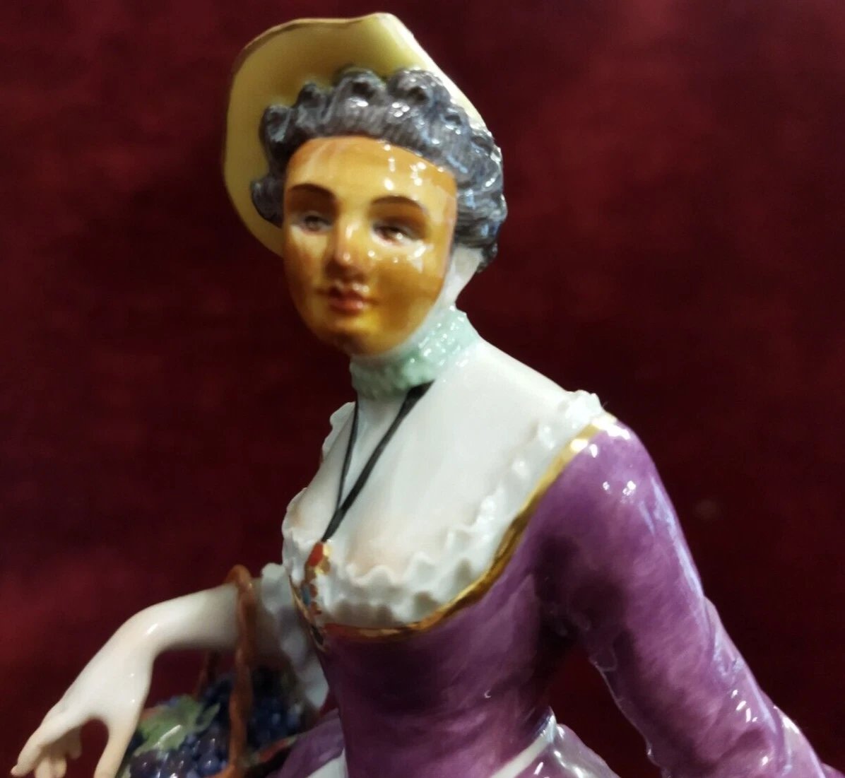 STATUINA "ORTOLANA" IN PORCELLANA DIPINTA MEISSEN - primi '900-photo-6