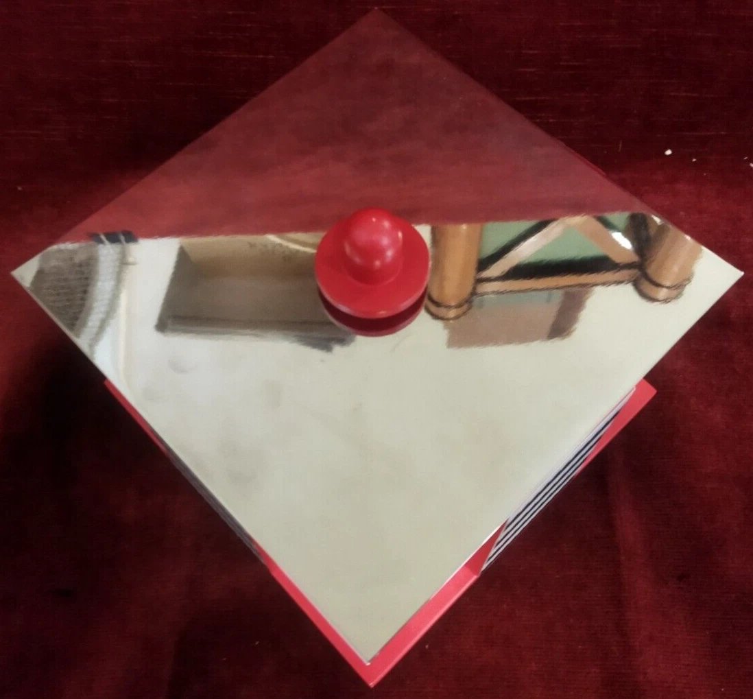 SCATOLA NATHALIE DU PASQUIER   LIDDED BOX  1983  ELECTRONIC AGE ARC74 MILAN-photo-4