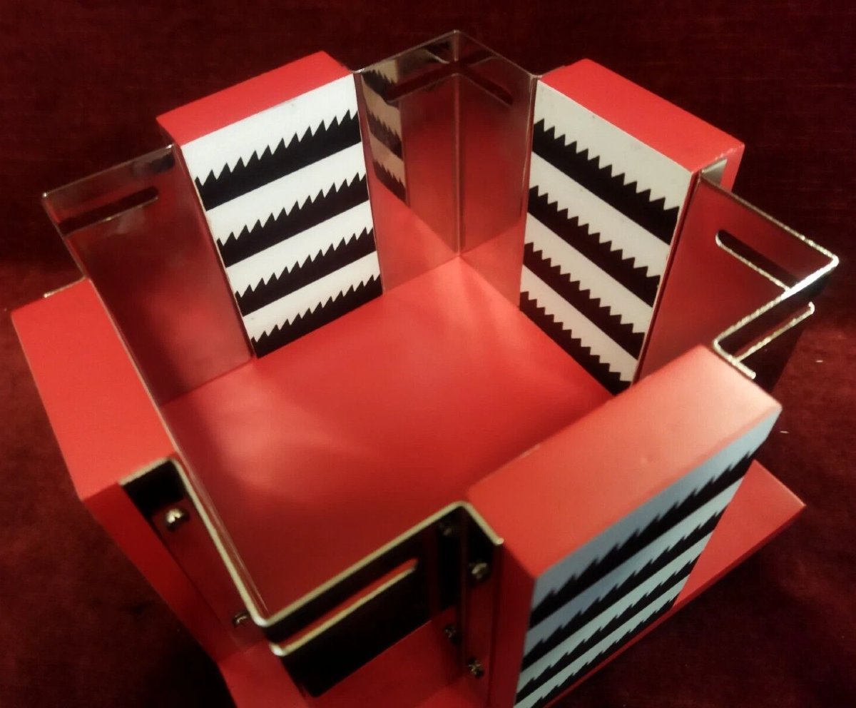 SCATOLA NATHALIE DU PASQUIER   LIDDED BOX  1983  ELECTRONIC AGE ARC74 MILAN-photo-5