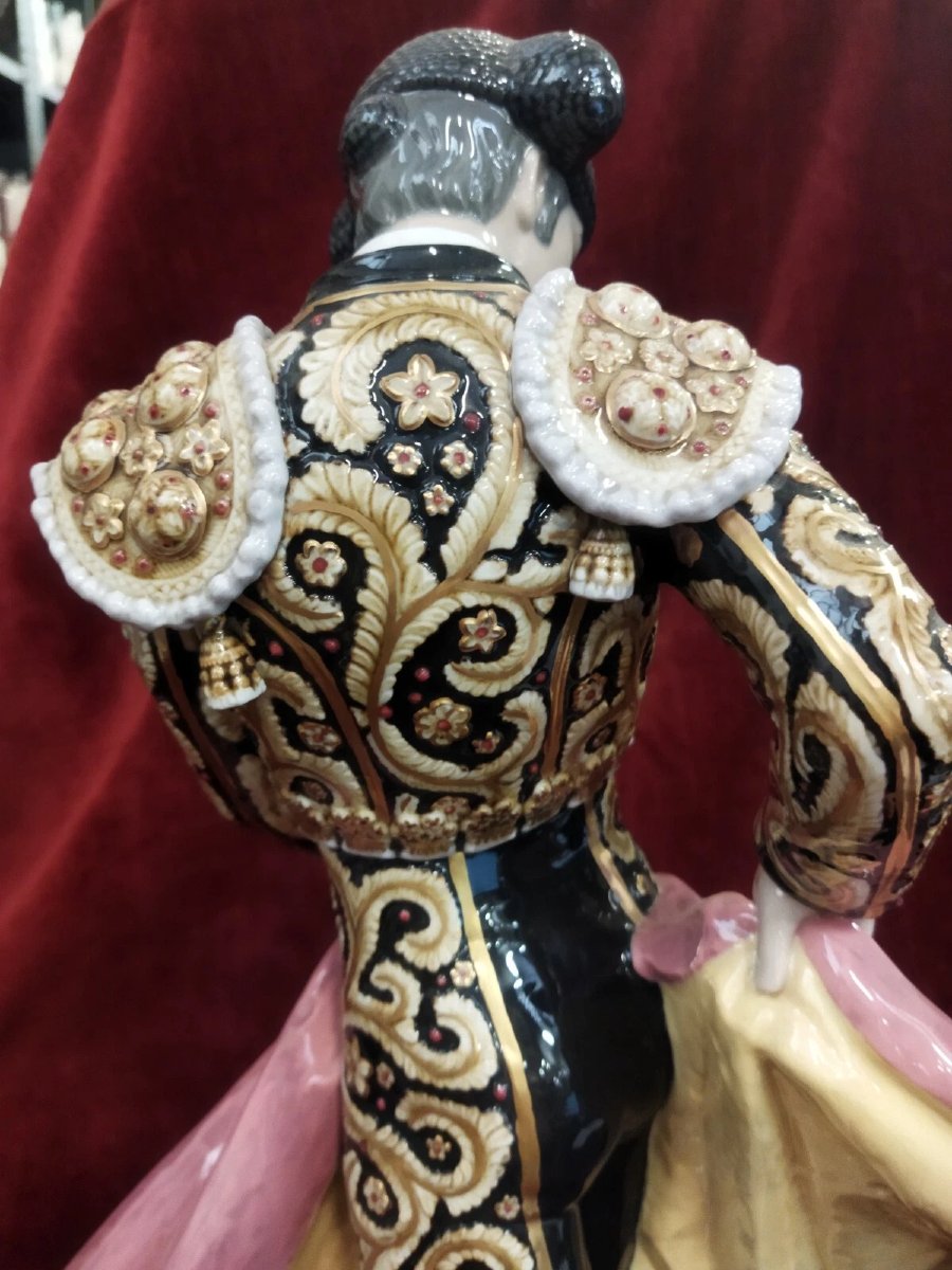 TORERO IN PORCELLANA DIPINTA LLADRO' - SPAGNA esemplare 221/250 - MALAVIA-photo-1