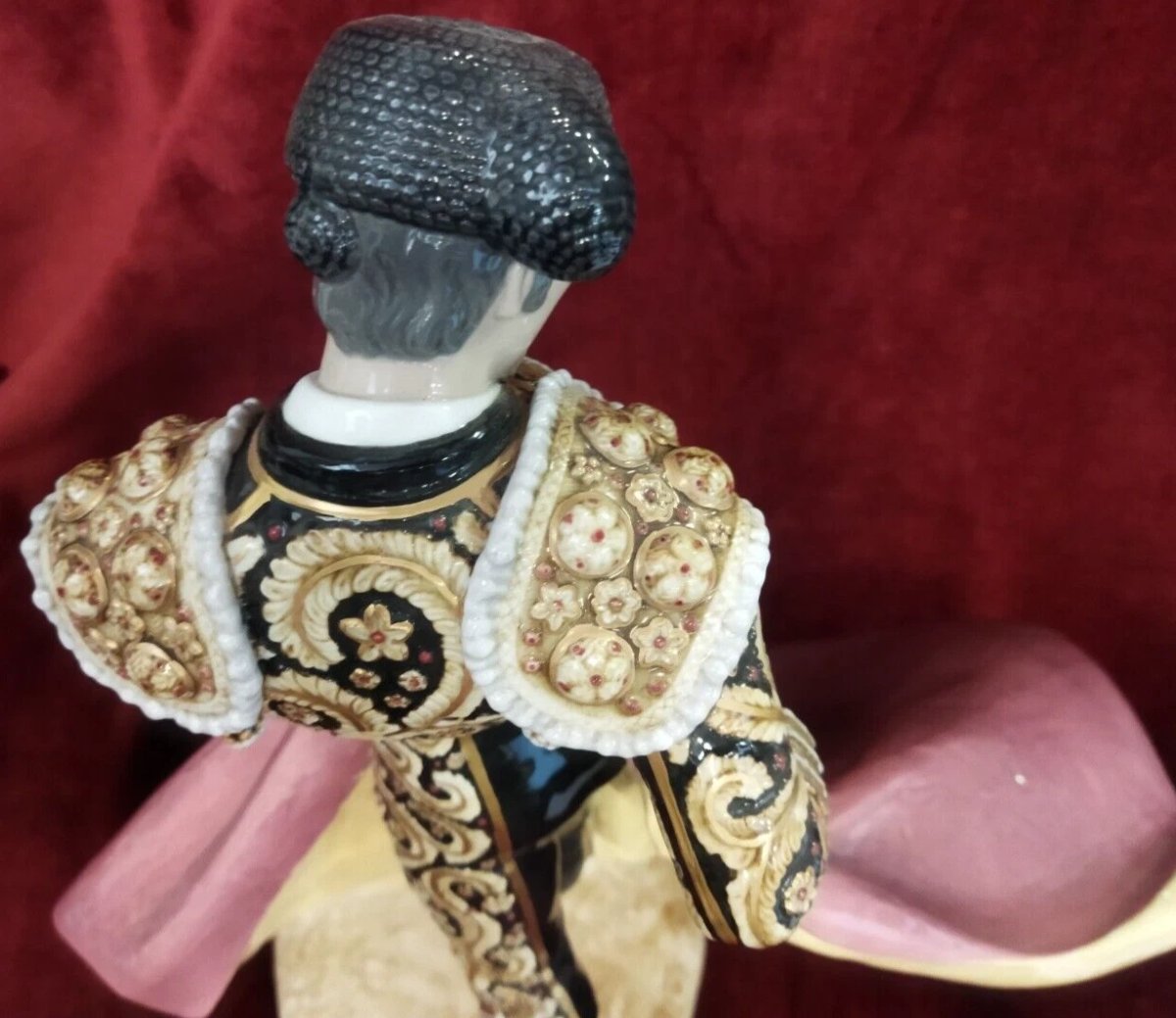 TORERO IN PORCELLANA DIPINTA LLADRO' - SPAGNA esemplare 221/250 - MALAVIA-photo-4