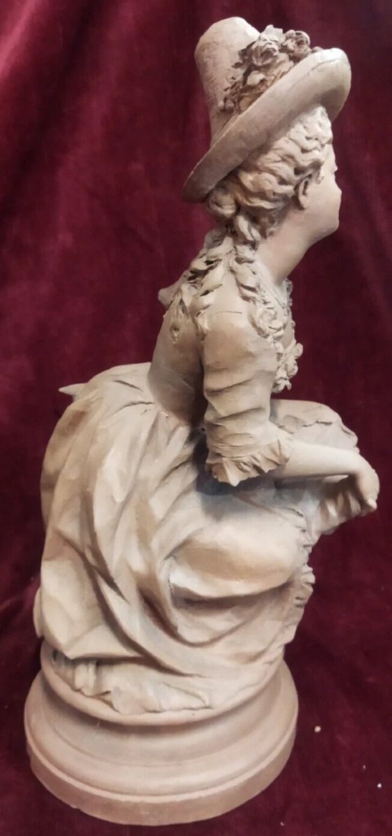 SCULTURA EROTICA IN TERRACOTTA DONNA CHE ALZA LA GONNA-photo-2