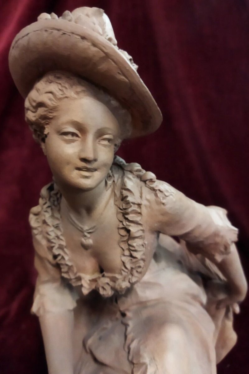 SCULTURA EROTICA IN TERRACOTTA DONNA CHE ALZA LA GONNA-photo-2