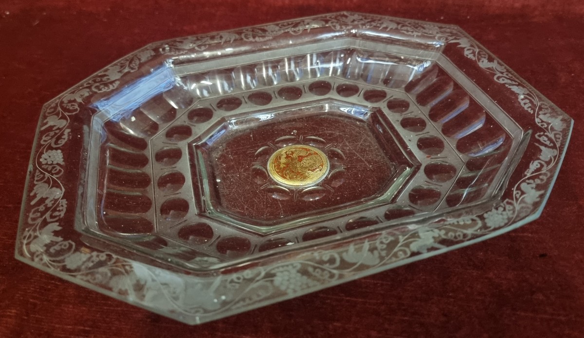 PIATTO IN VETRO INCISO  -  VENEZIA XVII SECOLO