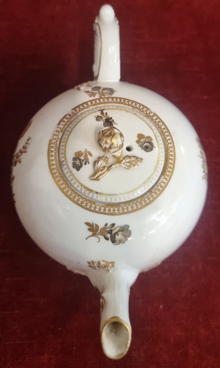 CAFFETTIERA IN PORCELLANA MEISSEN - META DEL XIX SECOLO-photo-1