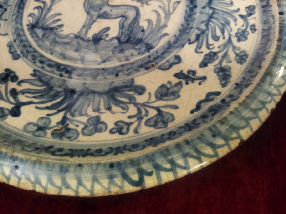 CENTROTAVOLA  in MAIOLICA -  ITALIA MERIDIONALE del XVII secolo-photo-3