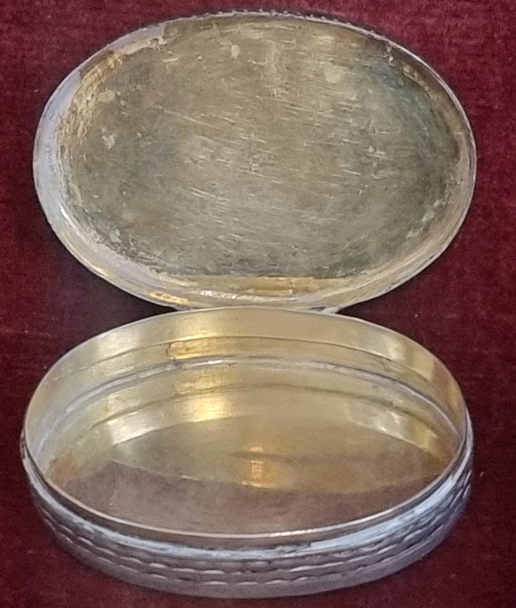 TABACCHIERA IN ARGENTO - META' DEL XVIII SECOLO-photo-4
