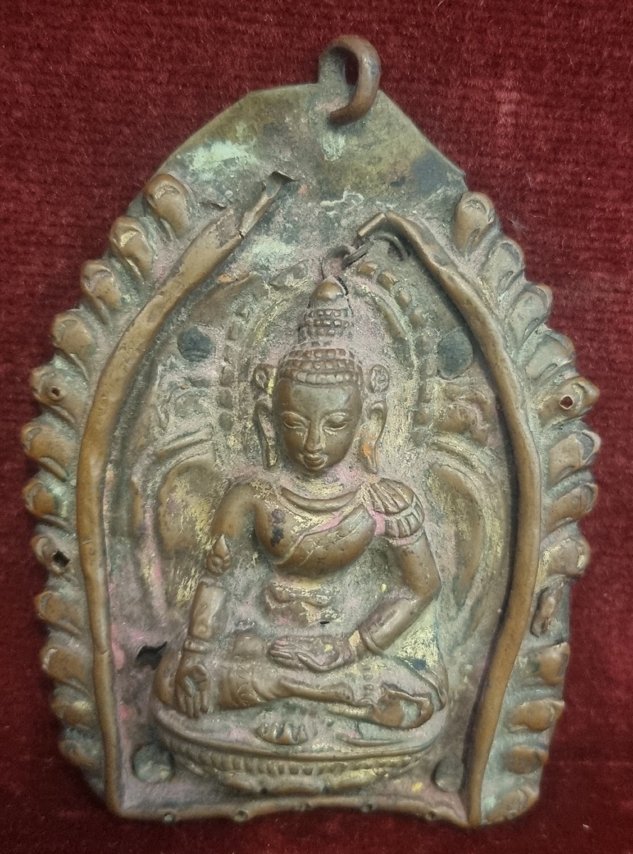 MEDAGLIONE BASSORILIEVO SU RAME - TIBET - XIX SECOLO