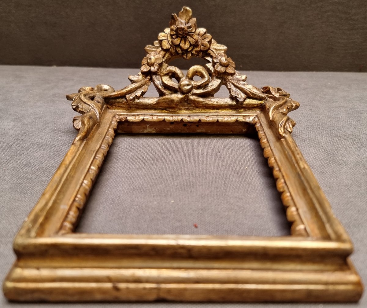 PICCOLA CORNICE IN LEGNO INTAGLIATO E ARGENTATO - ROMA ITALIA - PRIMI '700