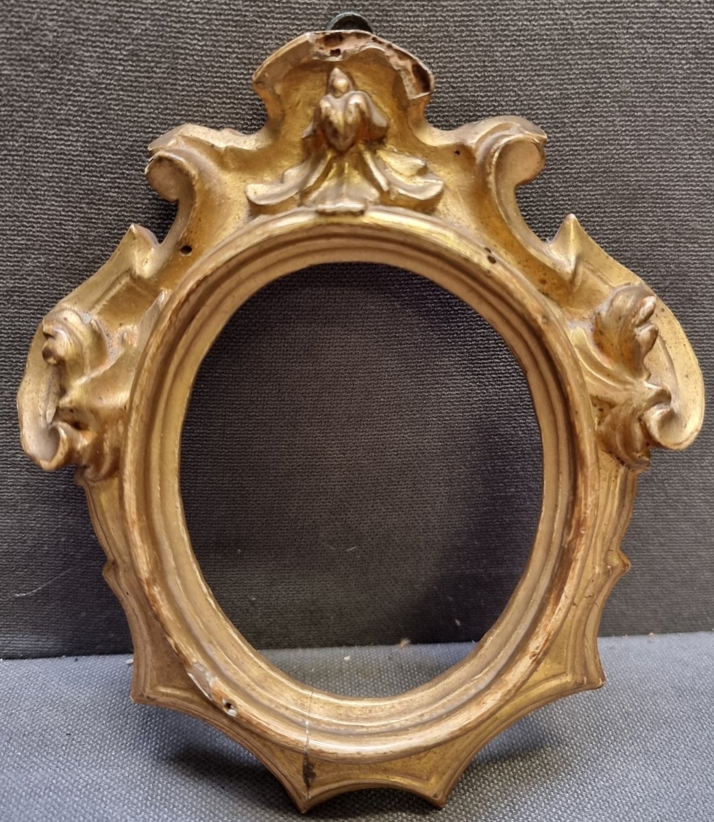 PICCOLA CORNICE IN LEGNO INTAGLIATO E DORATO - DELL'700