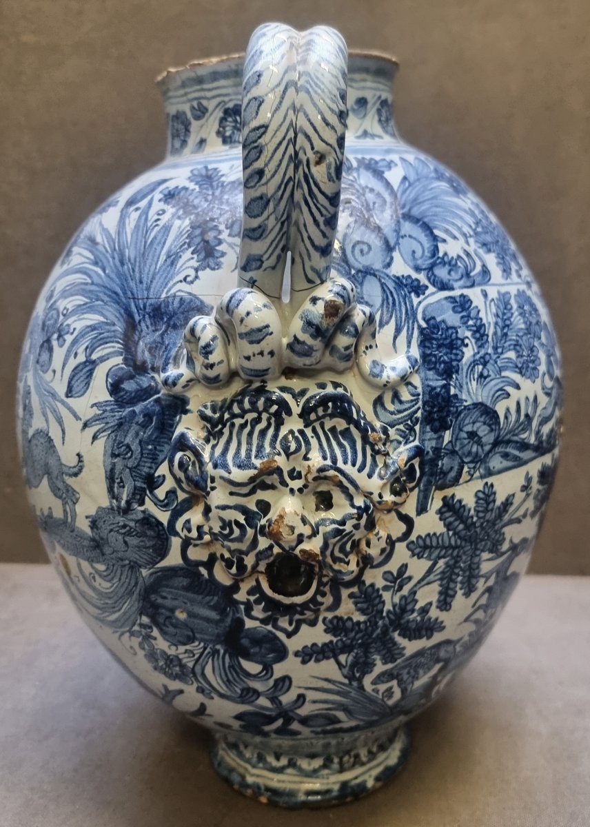 VASO DI FARMACIA IN MAIOLICA DIPINTA CON ARMI DI BARBERINI - XVII secolo Pontif. Urbano  VIII-photo-1