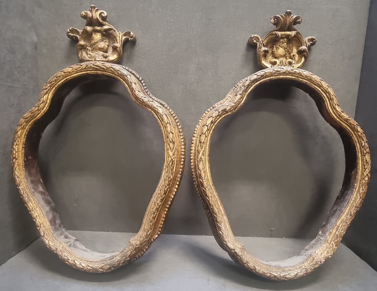 COPPIA CORNICI TECA IN LEGNO INTAGLIATO E DORATO - CENTRO ITALIA - META '700
