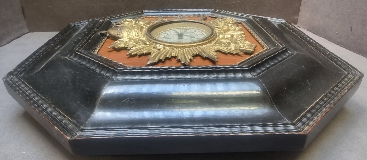 OROLOGIO IN BRONZO GIUBILEO LEONE XIII - 1900 - MONTATO SU CORNICE FIAMMINGA DELL'600-photo-2