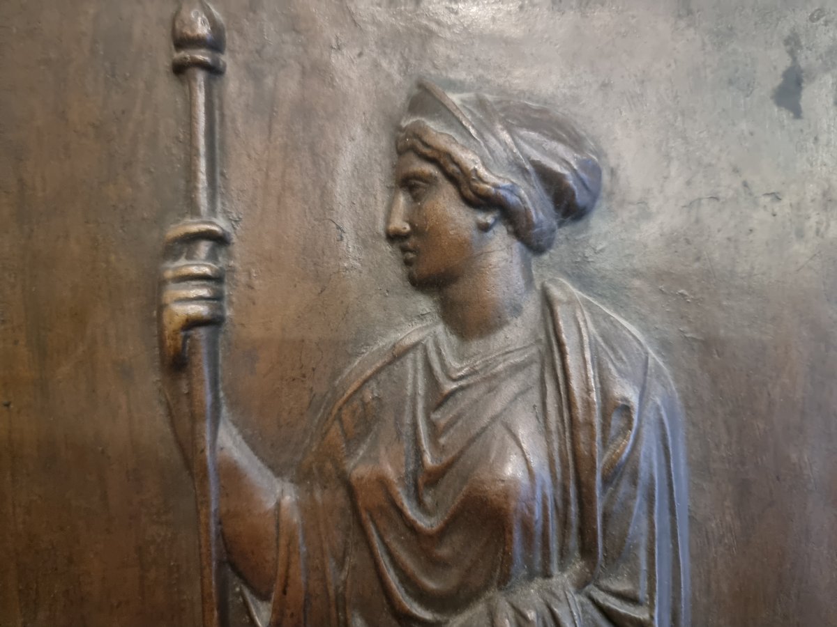 BASSORILIEVO IN BRONZO RAFFIGURANTE VESTALE - FRANCIA, fine XIX SECOLO-photo-2