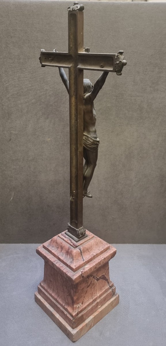 CROCEFISSO IN BRONZO SU BASE IN MARMO - ROMA, PRIMA META XIX SECOLO-photo-3