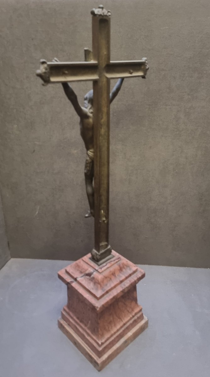 CROCEFISSO IN BRONZO SU BASE IN MARMO - ROMA, PRIMA META XIX SECOLO-photo-1