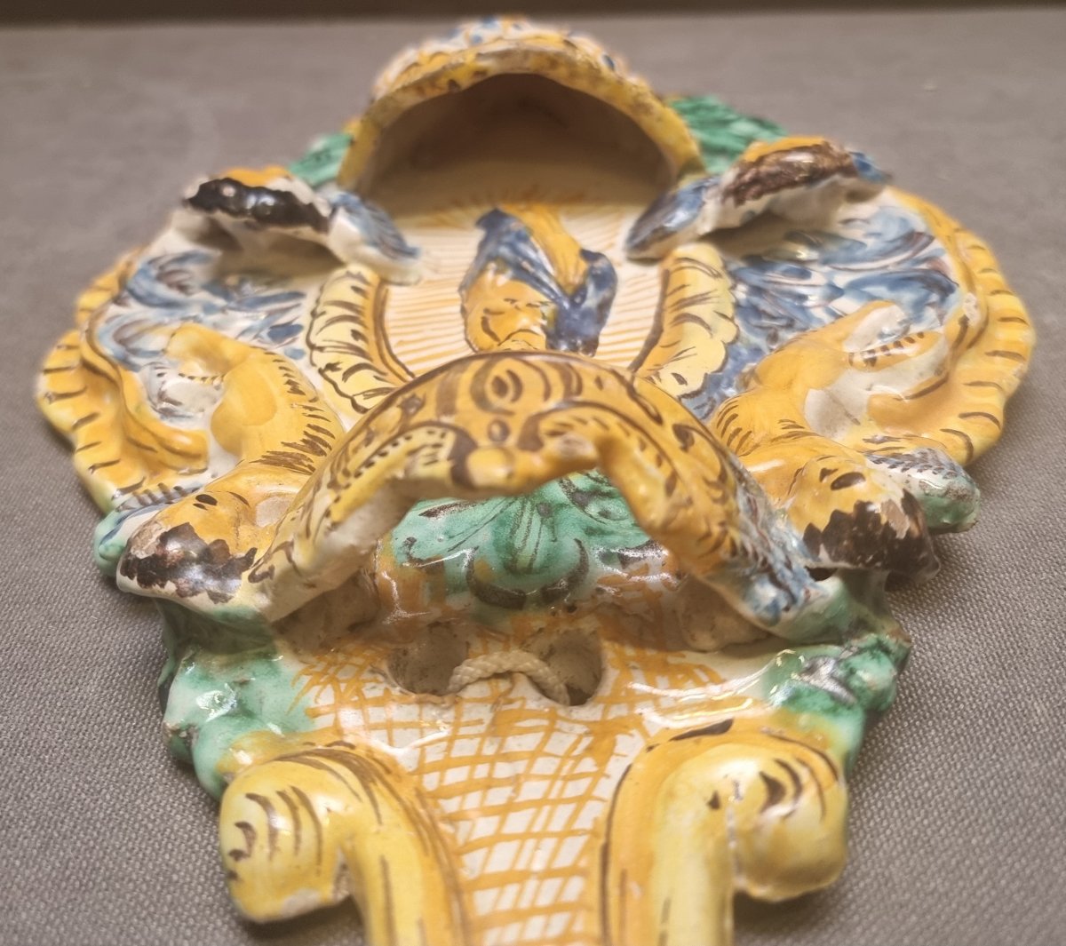ACQUASANTIERA IN MAIOLICA - SECONDA META XVII SECOLO - ITALIA DEL SUD-photo-2
