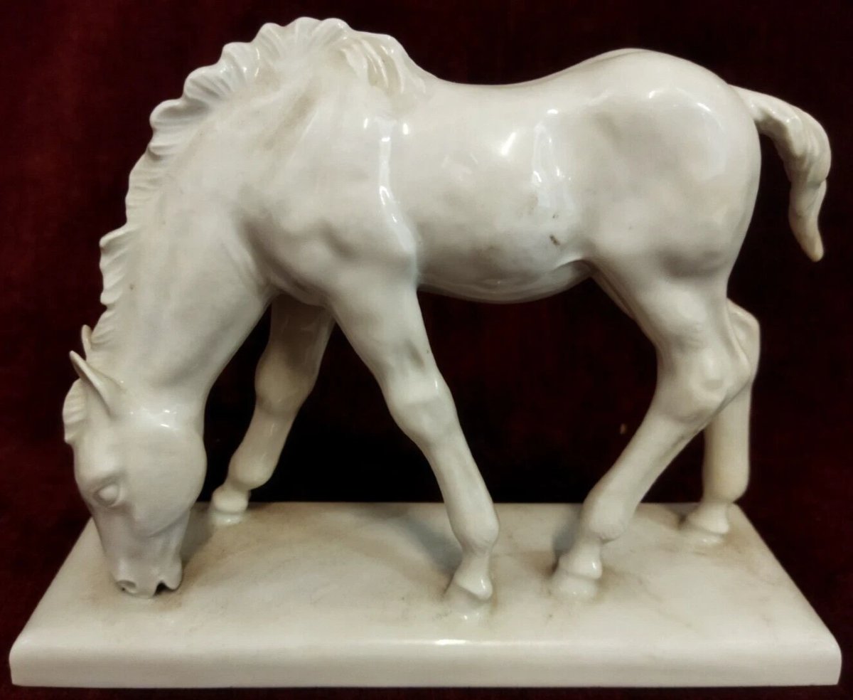CAVALLO IN PORCELLANA BIANCA MEISSEN - primi '900