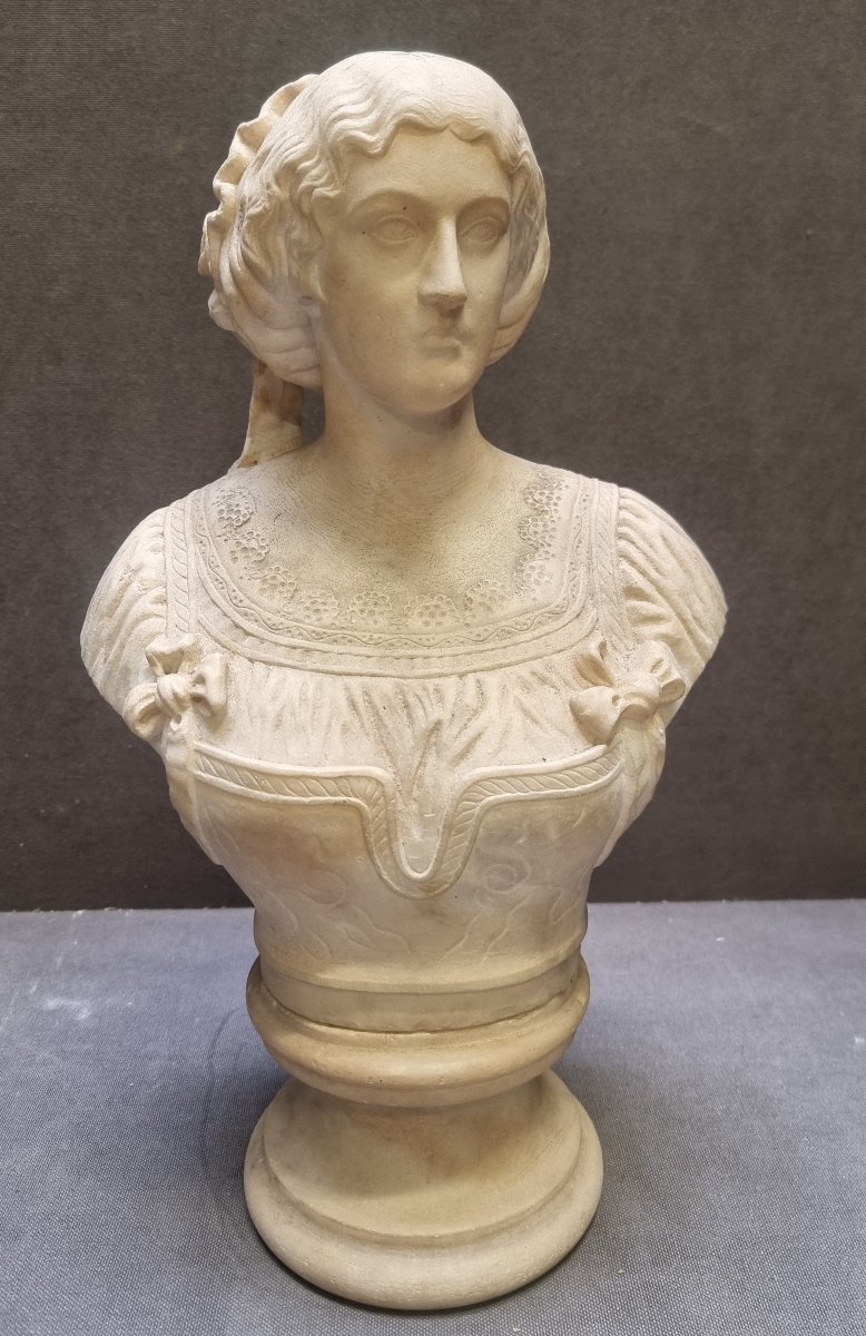 BUSTO DONNA IN MARMO STATUARIO - Metà '800