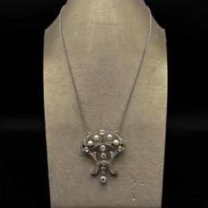 Art Nouveau 18k Gold And Silver Convertible Necklace-brooch, Set With Rose-cut Diamonds And Nat
