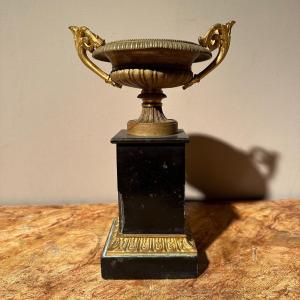 Beautiful Bronze Bowl With Marble Base. Early 19th Century.