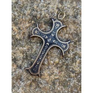 Donat Cross Pendant
