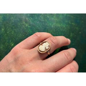 Cameo And 18 Ct Gold Ring
