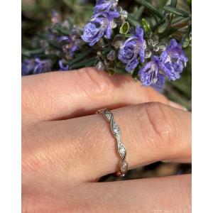 18k White Gold And Diamond Wedding Band