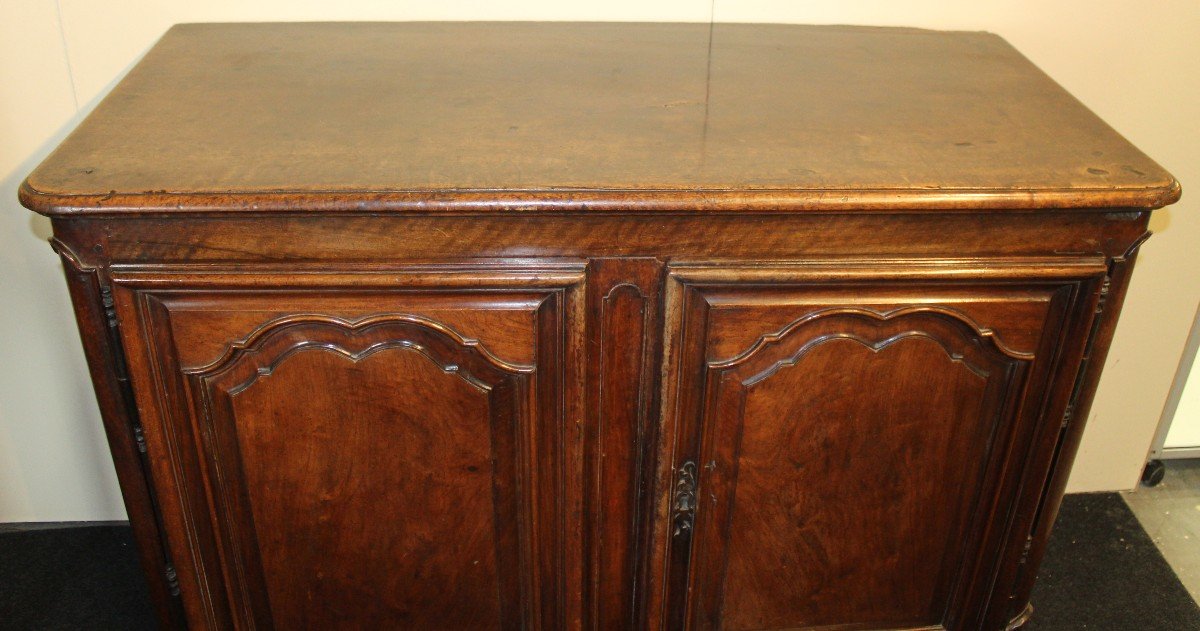 CREDENZA DI EPOCA LUIGI XV A DUE PORTE IN NOCE. METà XVIII SECOLO.-photo-1