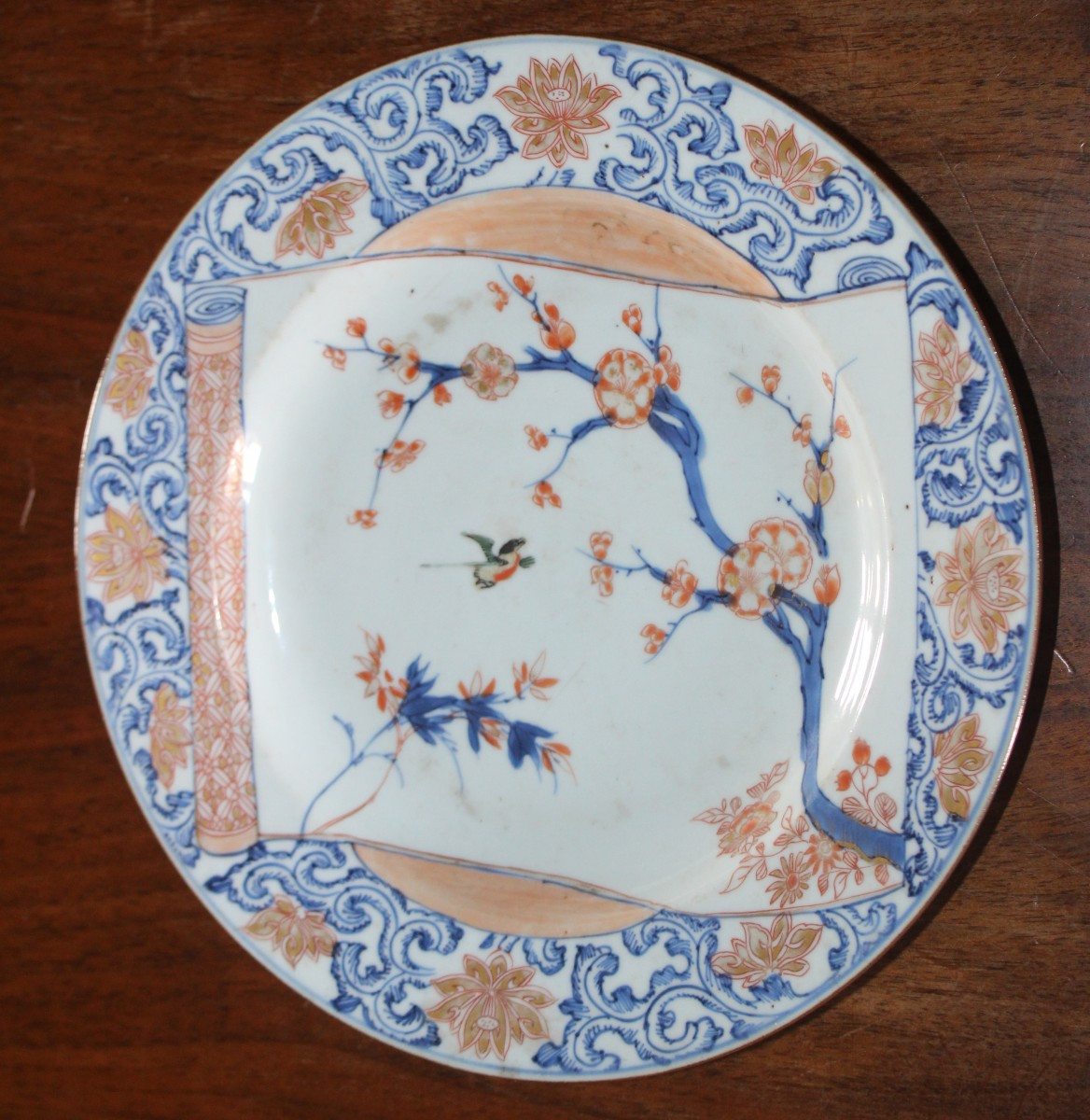 DUE PIATTI IN PORCELLA CINESE IN STILE KAKIEMON, DI EPOCA YONGZHENG, CINA XVIII SECOLO.-photo-3