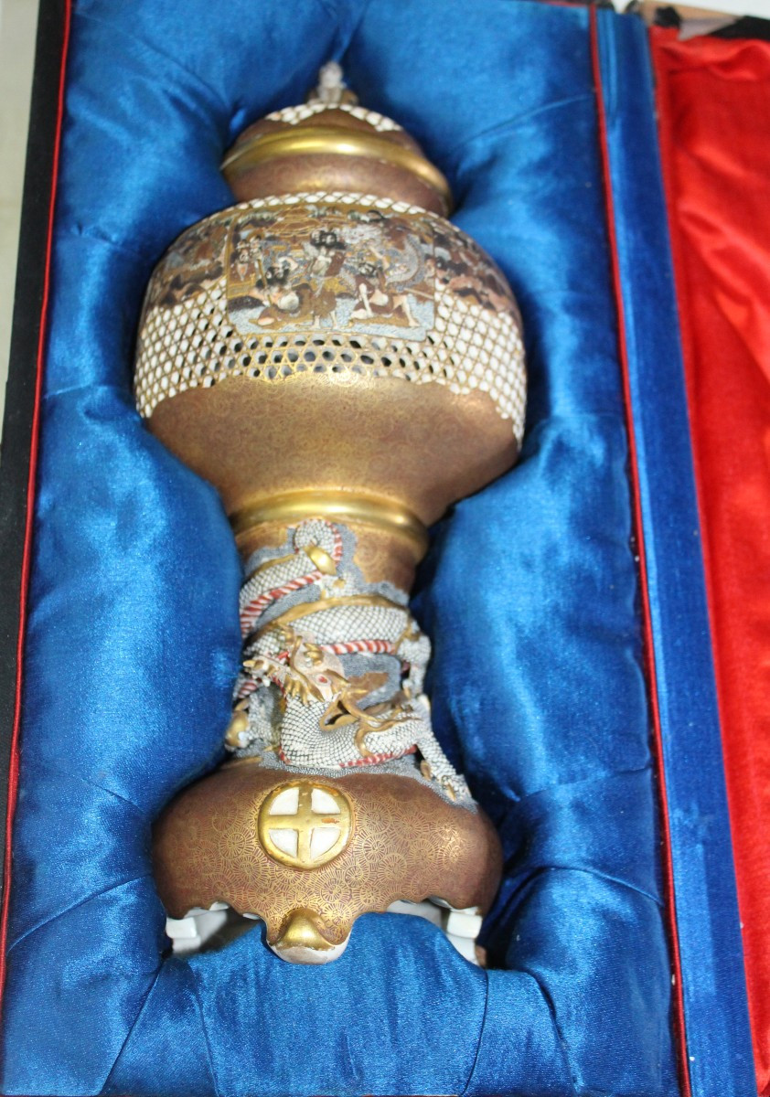 PICCOLO BRUCIA PROFUMI IN CERAMICA SATSUMA, MEIJI PERIODO, FINE DEL XIX SECOLO.-photo-2