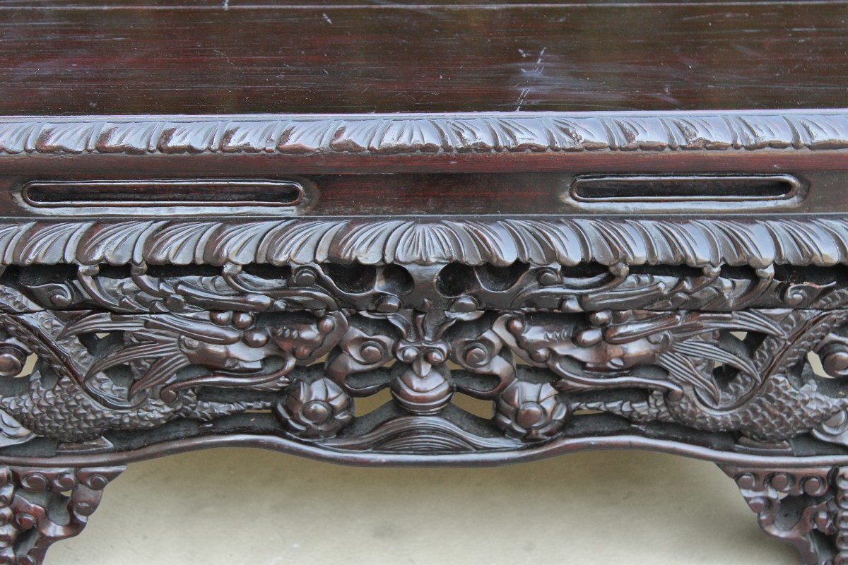 GRANDE SCRIVANIA CINESE IN LEGNO DURO INTAGLIATO, FINE DEL XIX SECOLO.-photo-2