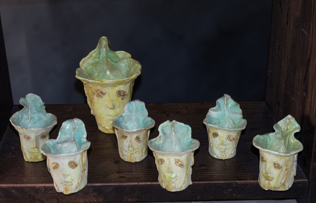 LINO BERZOINI (1893-1971) SERIE COMPLETA DI UNA CARAFFA E SEI BICCHIERIN, ANNI '50.