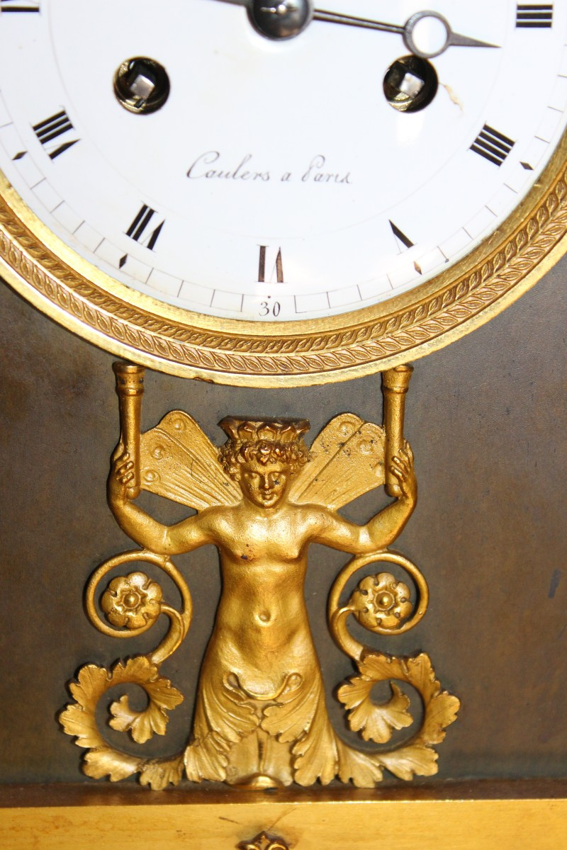 Pendola di epoca Restaurazione in bronzo dorato, Venere al bagno, 1830 circa.-photo-2