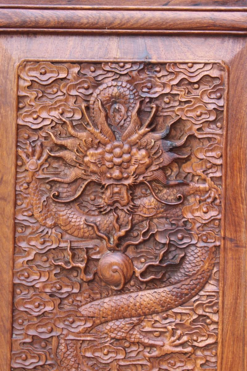GRANDE PARAVENTO CINESE IN LEGNO ESOTICO CON DRAGHI TRA LE NUVOLE, CINA XX SECOLO.-photo-3