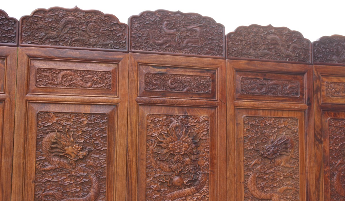 GRANDE PARAVENTO CINESE IN LEGNO ESOTICO CON DRAGHI TRA LE NUVOLE, CINA XX SECOLO.-photo-3