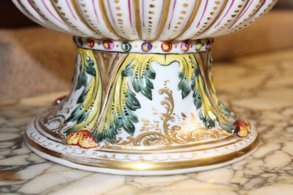 VASO A CRATERE IN PORCELLANA CAPODIMONTE, ITALIA, FINE DEL XIX SECOLO.-photo-2