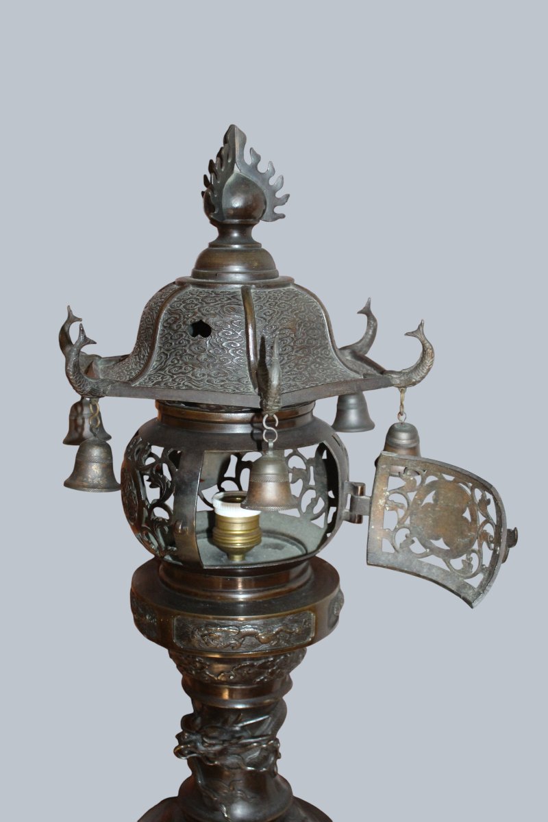 GRANDE LANTERNA BRUCIA PROFUMI IN BRONZO, GIAPPONE INIZIO 1900.-photo-1
