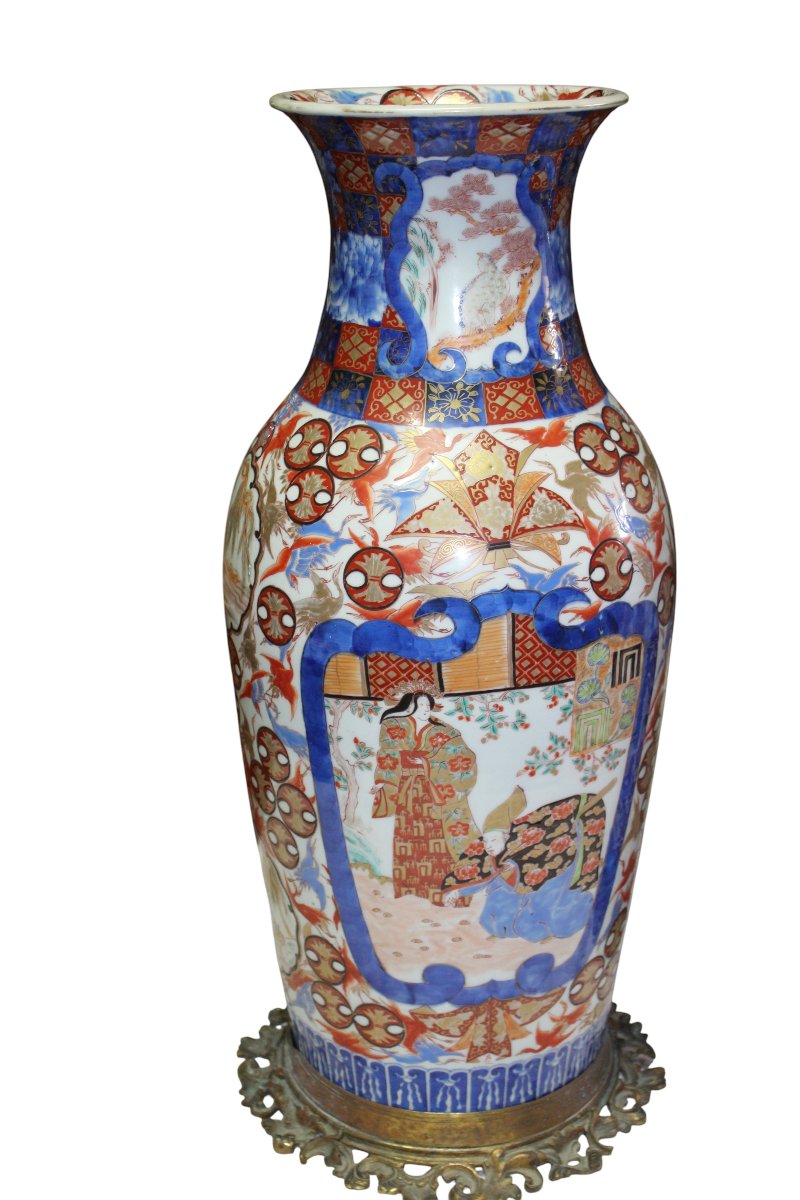 COPPIA DI GRANDI VASI GIAPPONESI A DECORO IMARI, MEIJI PERIODO, FINE XIX SECOLO.-photo-2