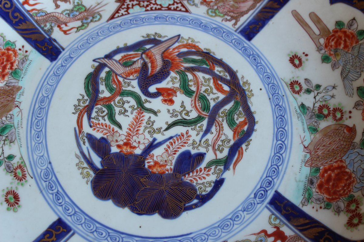 GRANDE PIATTO IN PORCELLANA GIAPPONESE IMARI, MEIJI PERIODO, FINE XIX SECOLO.-photo-2