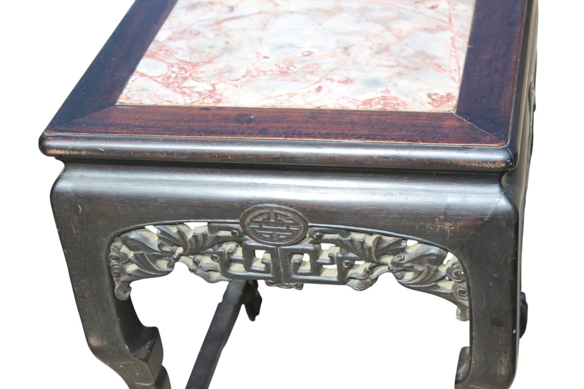 COPPIA DI ATVOLINI BASSI ORIENTALI IN LEGNO ESOTICO INTAGLIATO, 1900 CIRCA.-photo-2