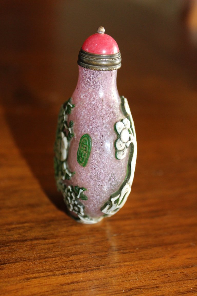 Tabatiere Chinois (snuff Bottle) En Verre Sculptè à Deux Coleurs Fine XIX Siecle-photo-3