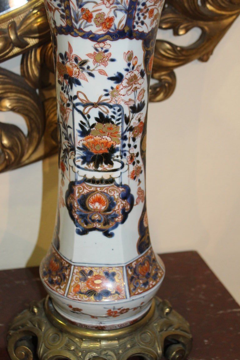 Vase Cornet Arita, Japon XVIII Siecle, Decor Imari, Monture En Bronze-photo-1