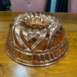 Large Copper Cake Tin 